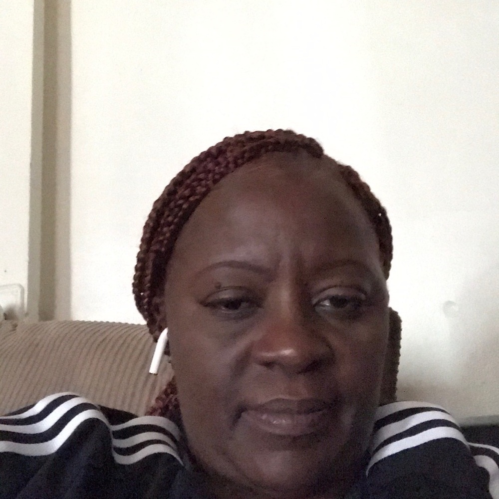 Meet your Posher, Pamela